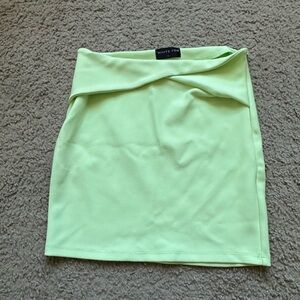 White fox boutique skirt